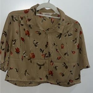 Cropped floral blouse